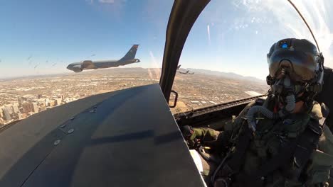 Vista-Aérea-From-A-Us-Air-Force-Fighter-Plane-During-A-Formation-Flyover-Salute-To-the-Covid19-Responders-Phoenix-Az-1