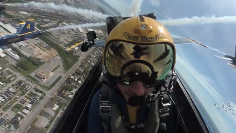 Vista-Aérea-From-the-Cockpit-Of-A-Navy-Blue-Angel-Flying-In-Formation-Honoring-Covid-19-Responders-Baltimore-Md