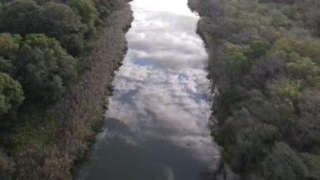 Delta-Del-Río-Cielo-Nube