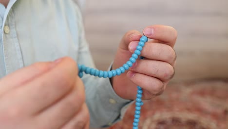 Muslim-Prayer-With-Rosary-Beads