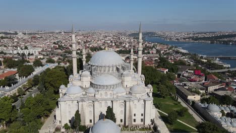 Mezquita-Islámica-De-Suleymaniye-Estambul