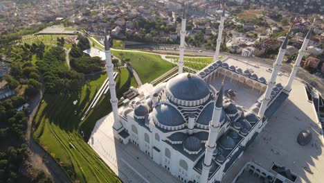 Mezquita-Gran-Camlica-Estambul-1