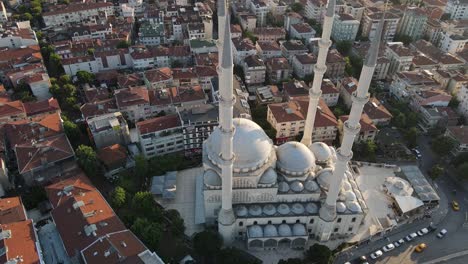 Luftbild-Moschee-Minarett