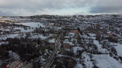 Paisaje-De-Pueblo-Nevado-Vista-De-Drone