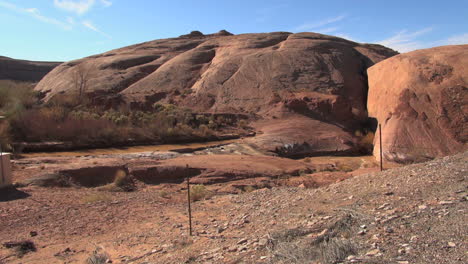 Arizona-Tres-Nez-Lah-Landschaft-Mit-Stream