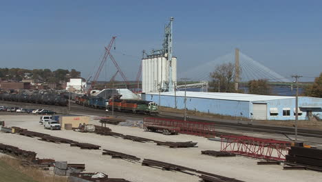 Iowa-Burlington-rail-yards-with-train