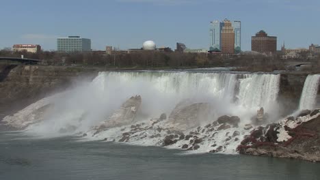 New-York-Niagara-Falls-Blick-Auf-Die-Amerikanischen-Wasserfälle