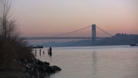 New-York-bridge-to-Jersey-over-Hudson
