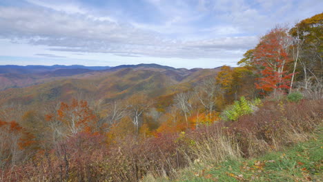 North-Carolina-view-at-Mile-High-Overlook