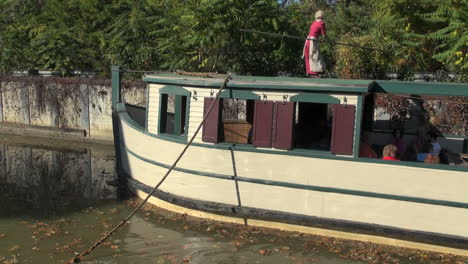 Ohio-Miami-and-Erie-Canal-barge-in-locks