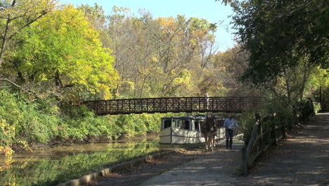 Ohio-Miami-and-Erie-Canal-with-bridge-and-boat