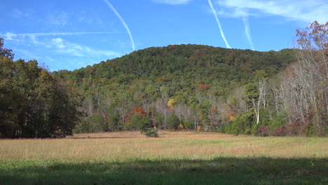 Tennessee-Smoky-Mountains-passing-view-of-Cades-Cove