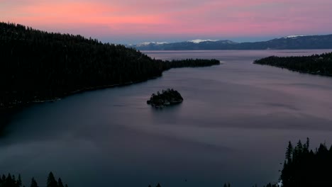 Malerischer-Sommersonnenuntergang-In-Lake-Tahoe---Zeitraffer