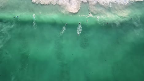 Waiting-for-the-perfect-wave-in-Western-Australia