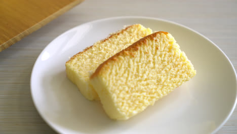 light-cheese-cake-in-Japanese-style