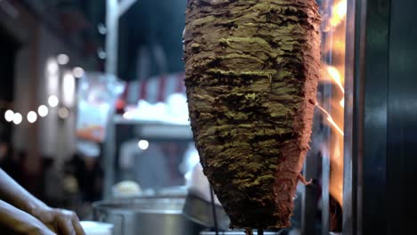 Llamas-Cocinando-Carne-En-Las-Calles-De-Guanajuato