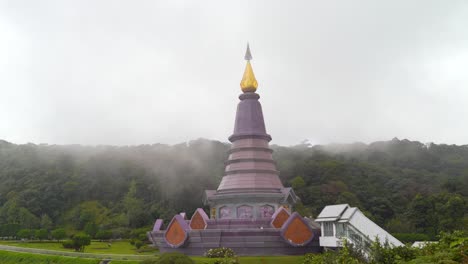 Moody-view-of-Pagoda-at-Doi-Inthanon-National-Park-with-fog