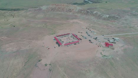 Drone-shot-of-Four-Corners-jonction-point-of-Colorado,-Arizona,-New-Mexico-and-Utah