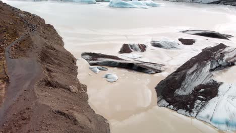 Drohnenaufnahme-Des-Vatnajokull-Gletschers-Im-Winter-In-Island