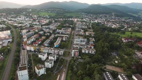 4k-Drohne-Footage-Shot-In-Vauban,-Fraiburg-Im-Breisgau,-Germany-At-Sunrise