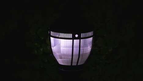 Close-up-of-a-modern,-electric-street-light