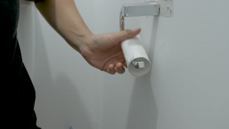 there-is-no-toilet-paper