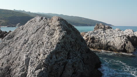Sea-rocks-on-Mourtitza,-Greece