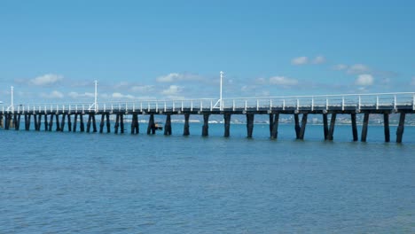 Picnic-Bay-jetty,-Magnetic-island,-Townsville-north-queensland