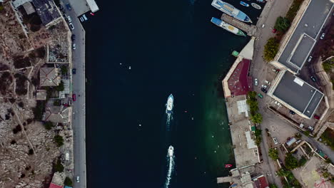 Aerial-view-of-boats-in-a-European-canal