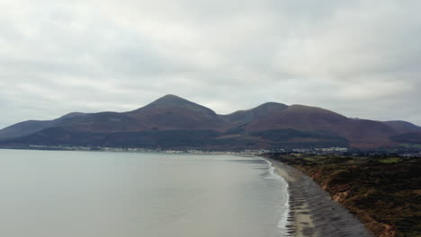 Mourne-mountains-Ireland-drone-view-from-beach-along-Irish-coast-at-Newcastle