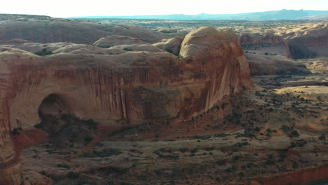 Majestic-Grand-Canyon-in-America,-aerial-pan-left-shot