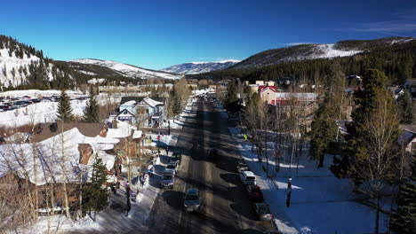 Drone-shot-down-main-street-in-CO-during-the-winter