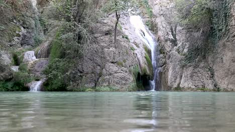 Hotnitsa-Wasserfall-In-Bulgarien