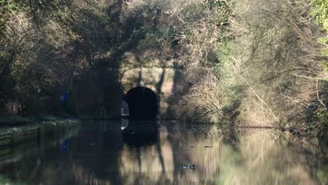 Shrewley-Tunnel-East-Cutting-Canal-Warwickshire-Grand-Union-Winter-UK-Travel-Transportation-Panning-Shot
