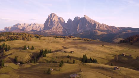 Aerial-Hyperlapse-Above-Famous-Seiser-Alm-Landscape-in-Italian-Dolomites,-Autumn-Sunset