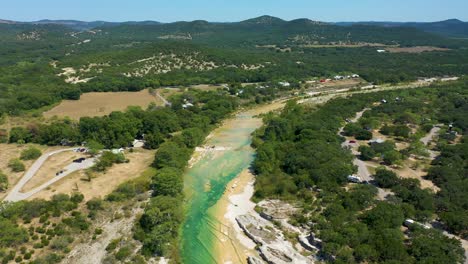 Luftvideo-Des-Flusses-Frio-In-Texas-In-Der-Nähe-Des-Garner-State-Park