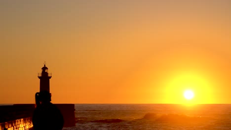 Schöne-Silhouette-Menschen-Sonnenuntergang-Portugal