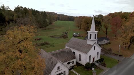 New-England,-east-arlington-vermont-aerial-push-with-fall-color
