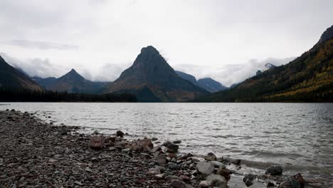 Two-medicine-lake-in-Glacier-National-Park,-with-cloudy-and-windy-conditions-at-the-end-of-the-2022-season