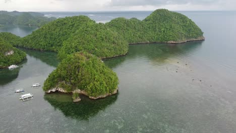 Kleine-Inseln-In-Sipalay-Negros-Abendland-Philippinen