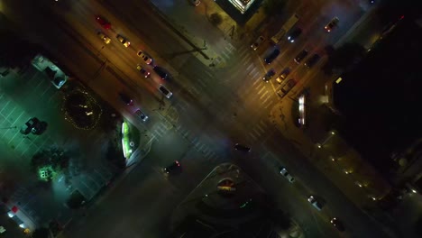 Traffic-at-night-in-Austin,-Texas