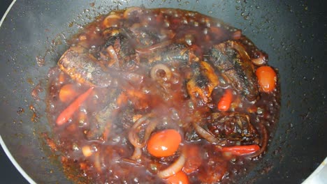 Canned-sardines-in-fried-soy-sauce