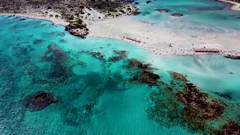Elafonessi-Sandbar---Beautiful-Coral-Reefs-on-Island-of-Crete,-Greece
