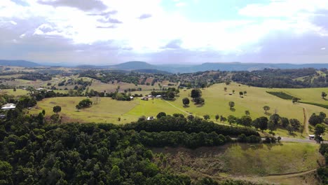 Green-Hills,-Fields-And-Rural-Town-Of-Beechmont-In-Summertime---Rosin's-Lookout---Scenic-Rim-Region,-Queensland,-Australia