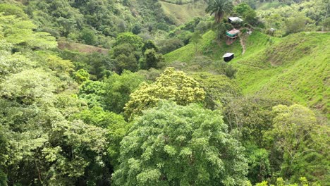Video-of-a-Colombian-mountain-drone,-while-it-lands-you-can-see-a-house