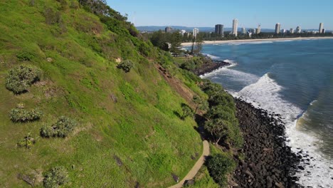 Ocean-View-Track-And-Tumgun-Lookout-At-Burleigh-Hill
