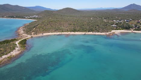 Panoramic-View-Of-The-Lush-Forest-In-Hideaway-Bay-Town-And-Blackcurrant-Island-In-Australian-State-Of-Queensland