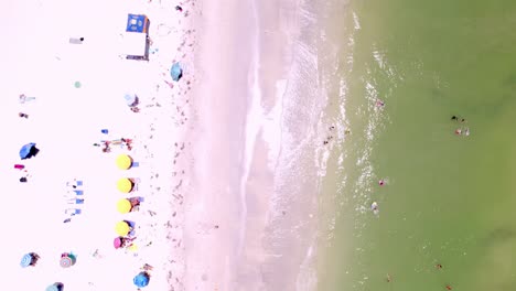 Drone-shot-of-Saint-Pete-Beach-Florida-in-the-summertime