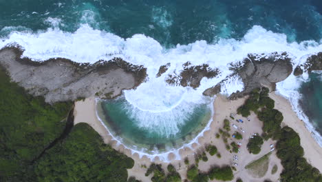 Overhead-view-of-Mar-Chiquita-Beach-in-Puerto-Rico-Drone-4K