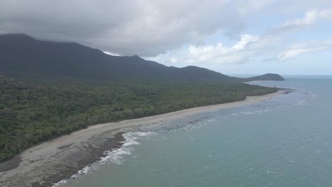 Cloudy-Sky-Over-Daintree-National-Park-In-North-Queensland,-Australia